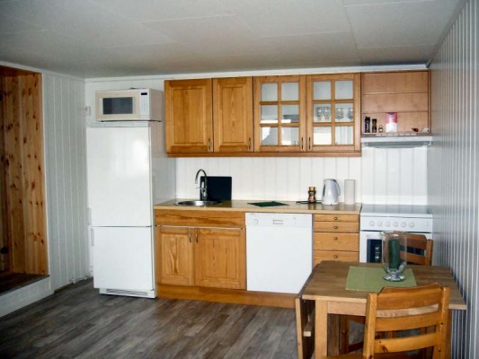 kueche_wohnung_2_Kamoyvaer-800